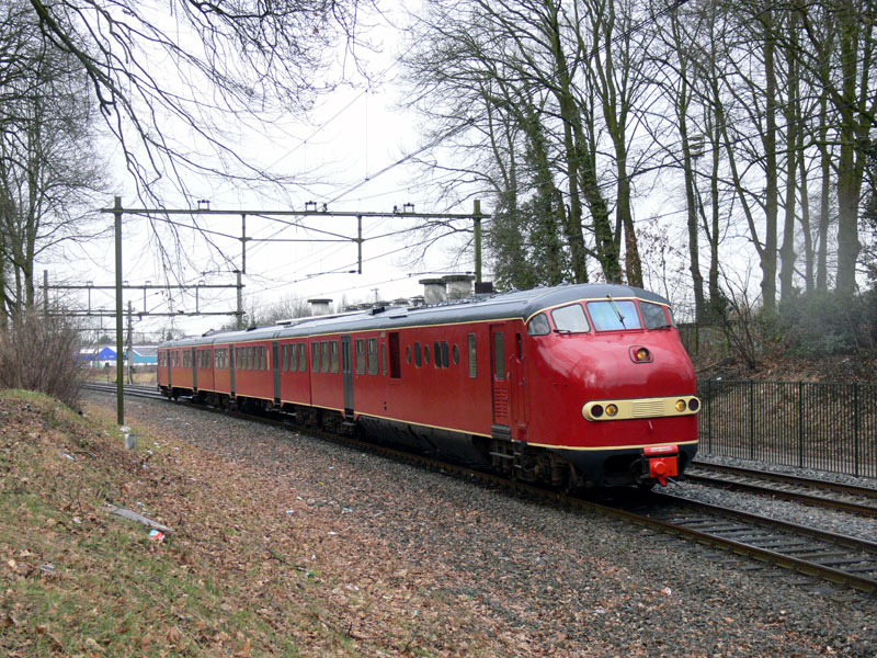 De fraaie 114 tijdens zijn eerste inzet als Heimwee Expres kort na vertrek uit Hilversum. (Foto: onbekend)