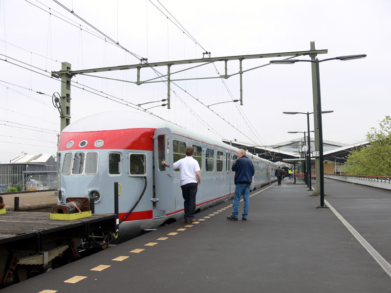 Het transport staat op het punt van vertrek in Tilburg. (Foto: Peter v.d. Vlist)