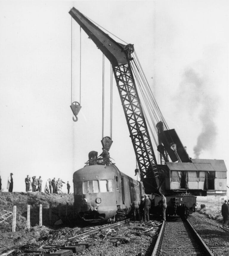 Figee ongevallenkraan NS 356 in 1951 Amsterdam