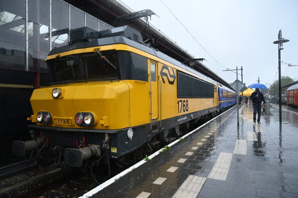 Het koninklijke rijtuig SR10 foto 3